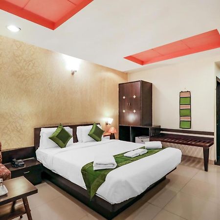Treebo Trend Paradise, Indore Hotel Kültér fotó