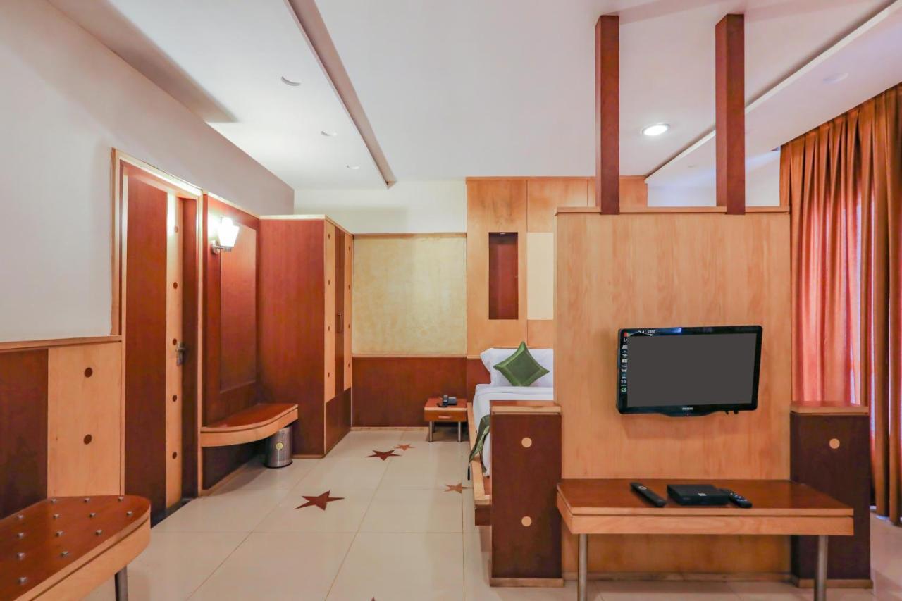 Treebo Trend Paradise, Indore Hotel Kültér fotó