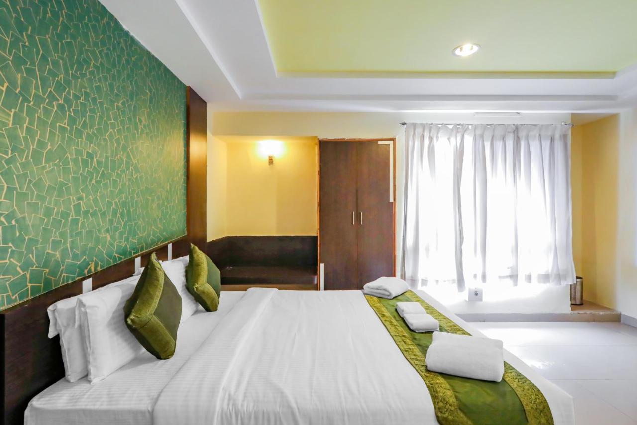 Treebo Trend Paradise, Indore Hotel Kültér fotó